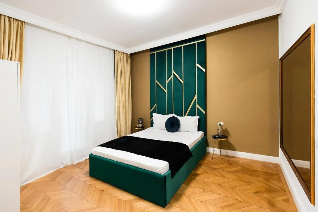 Apartment Bucharest Studios Paris Room